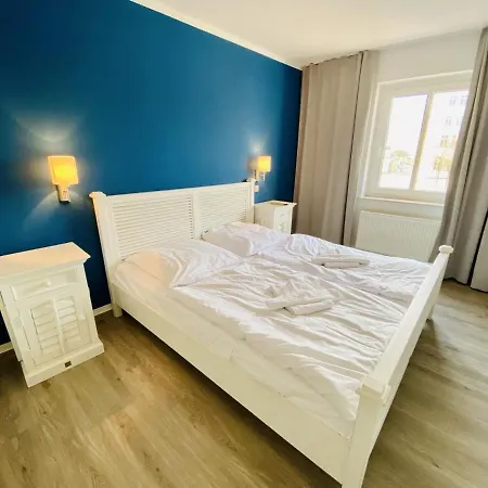 Haus Drei Schwestern, Traumzeit *